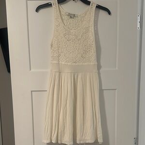 Forever 21 Ivory Lace Tank Top